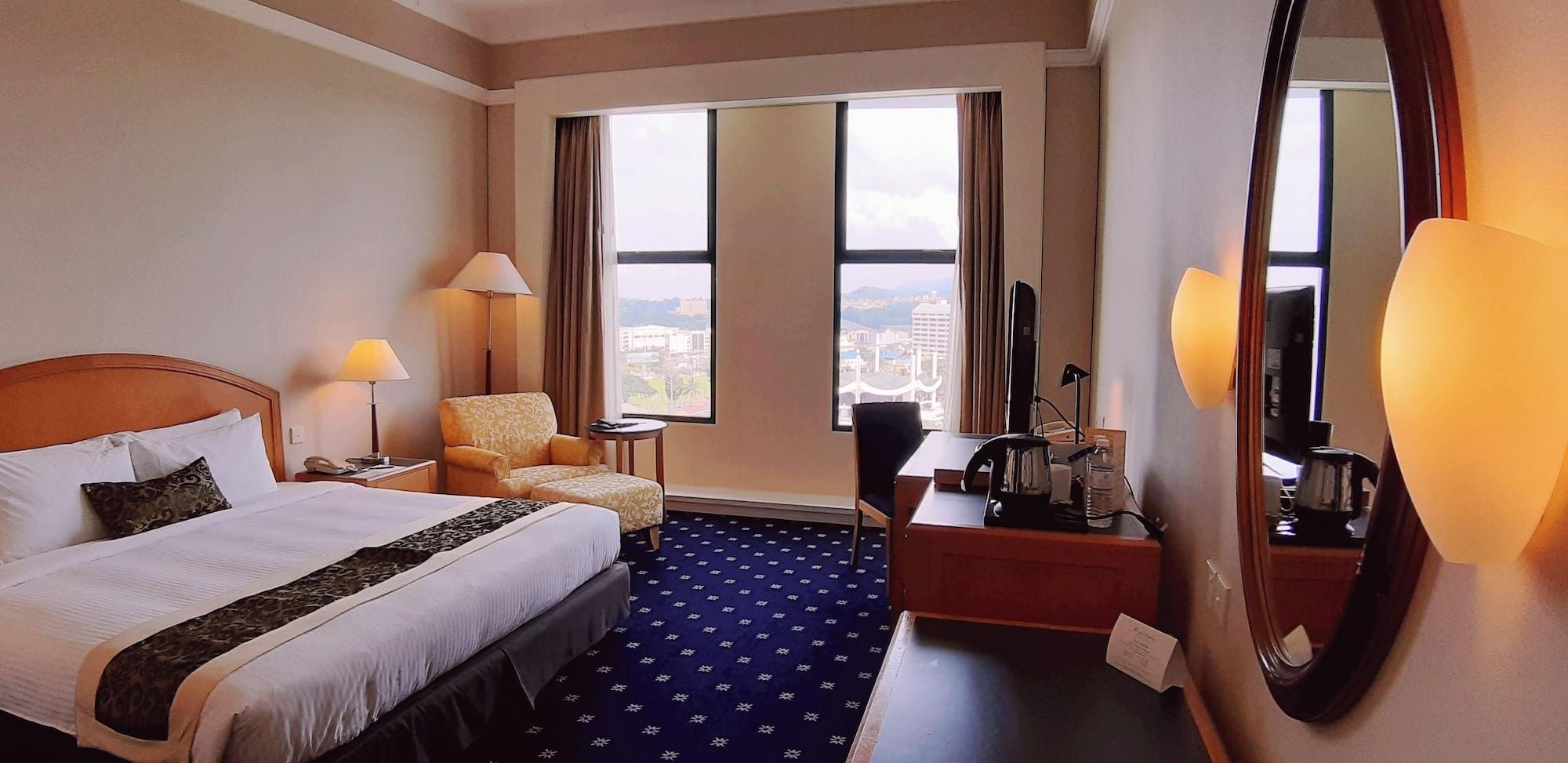 Royale Chulan Серембан  Экстерьер фото A room at the hotel