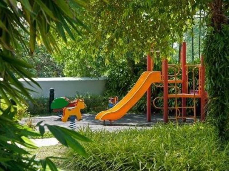 Royale Chulan Серембан  Экстерьер фото Playground in the park