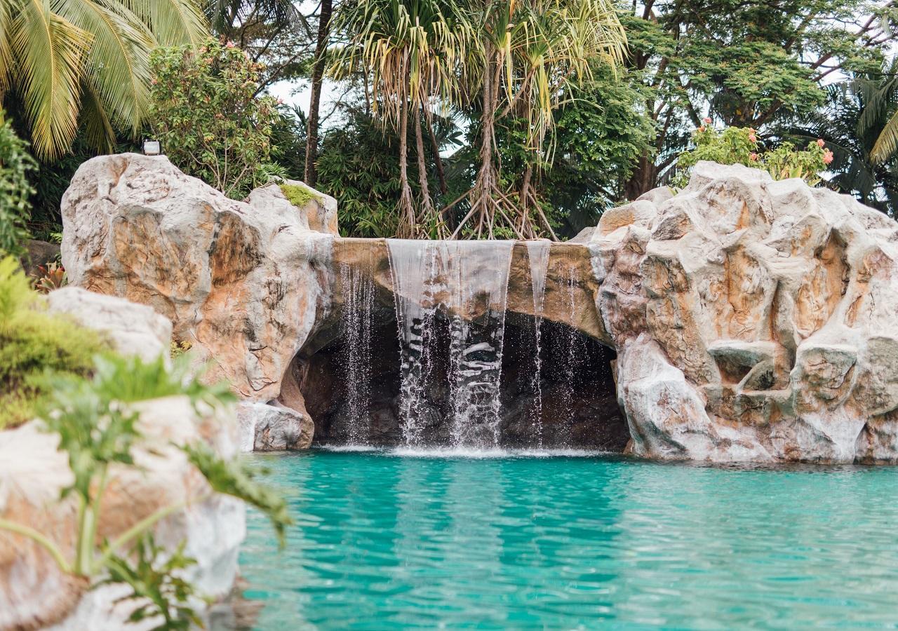 Royale Chulan Серембан  Экстерьер фото The swimming pool at the resort
