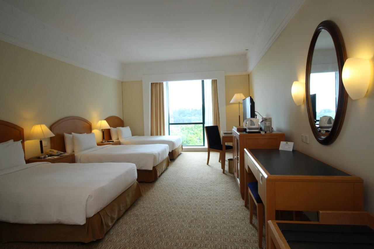 Royale Chulan Серембан  Экстерьер фото Deluxe Room